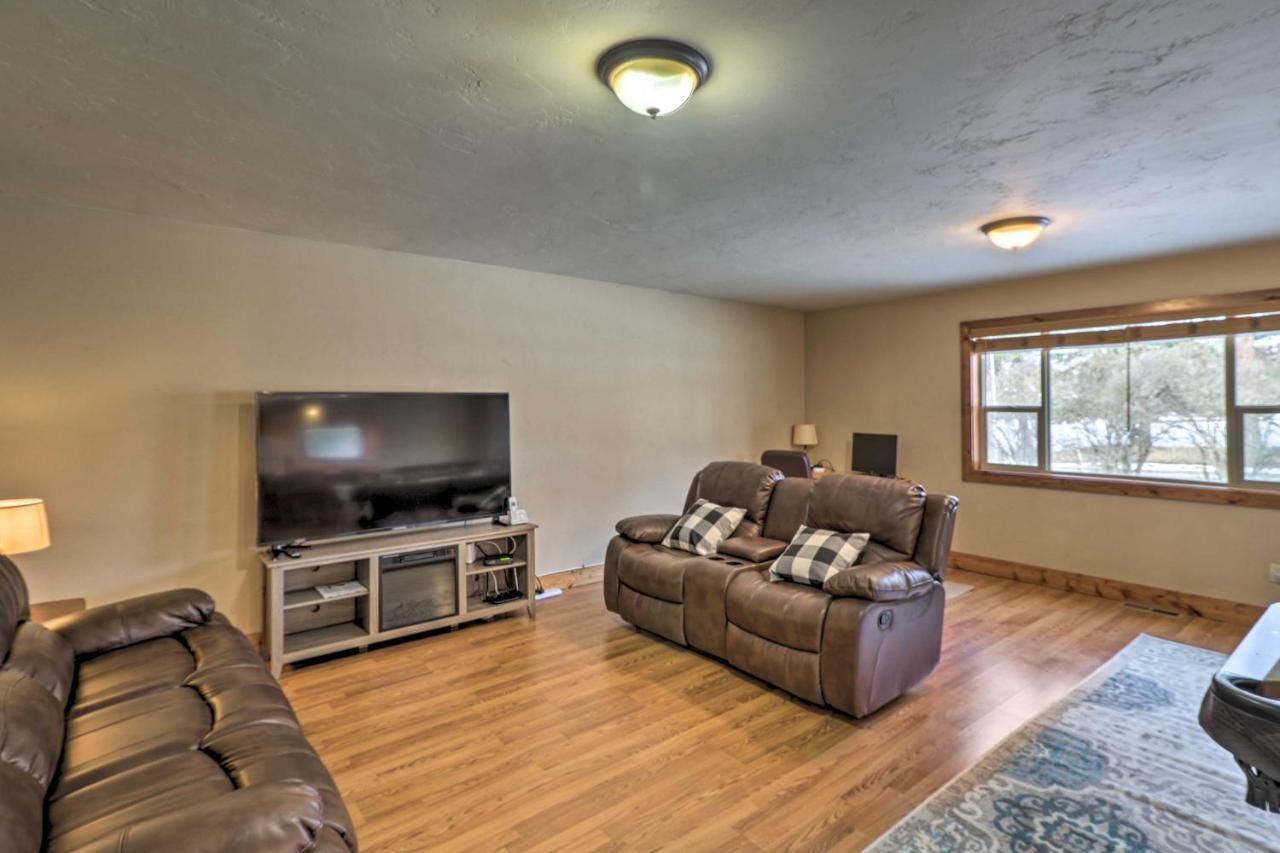 Columbia Falls Private Retreat Pool Table And Deck! Экстерьер фото